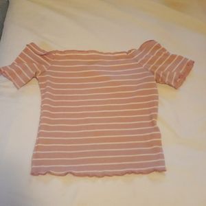 Shoulder-less Cropped top